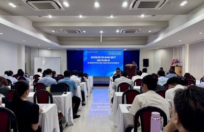  KHÉP LẠI LỚP BỒI DƯỠNG KIẾN THỨC HỘI NHẬP QUỐC TẾ TRONG TÌNH HÌNH MỚI