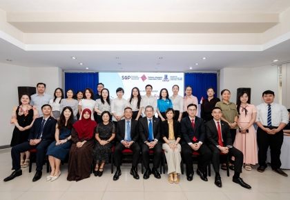LỄ KHAI MẠC KHÓA HỌC NGÔN NGỮ VÀ KỸ NĂNG GIAO TIẾP TIẾNG ANH TRUNG CẤP